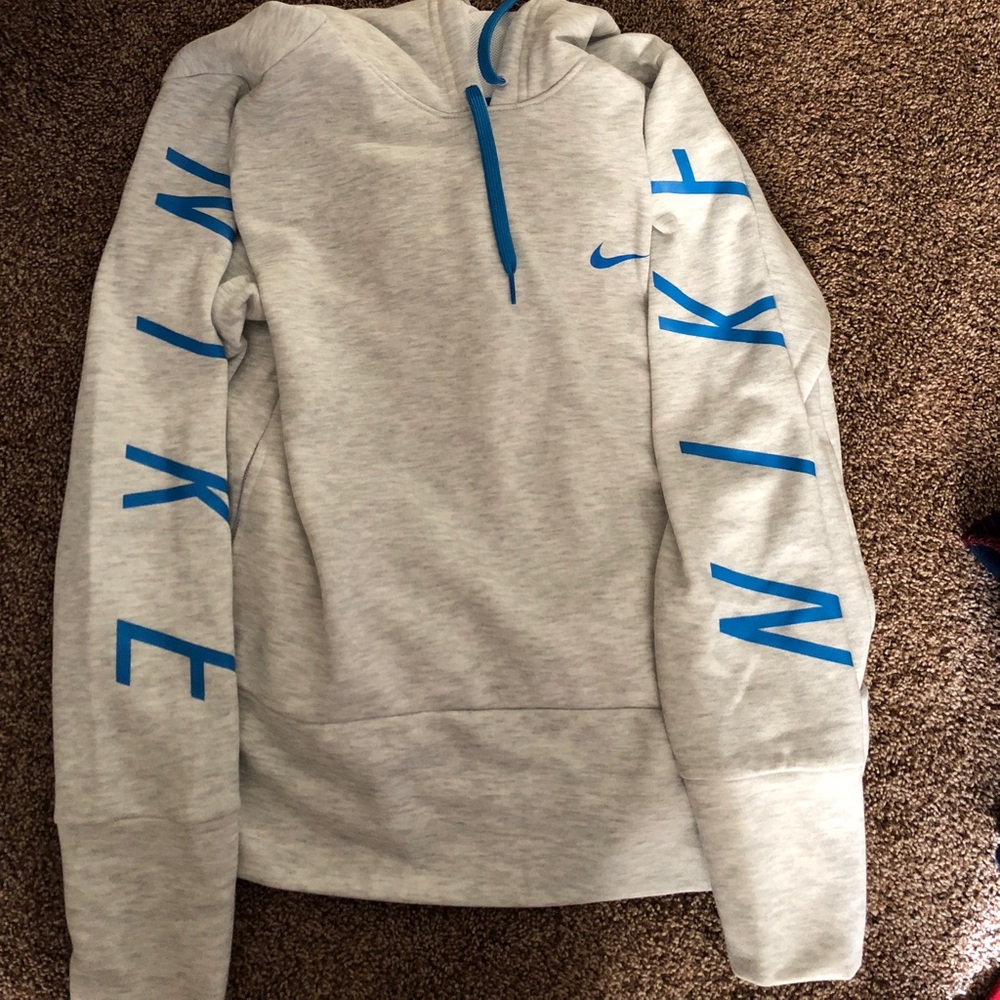 NWOT Nike Hoodie
